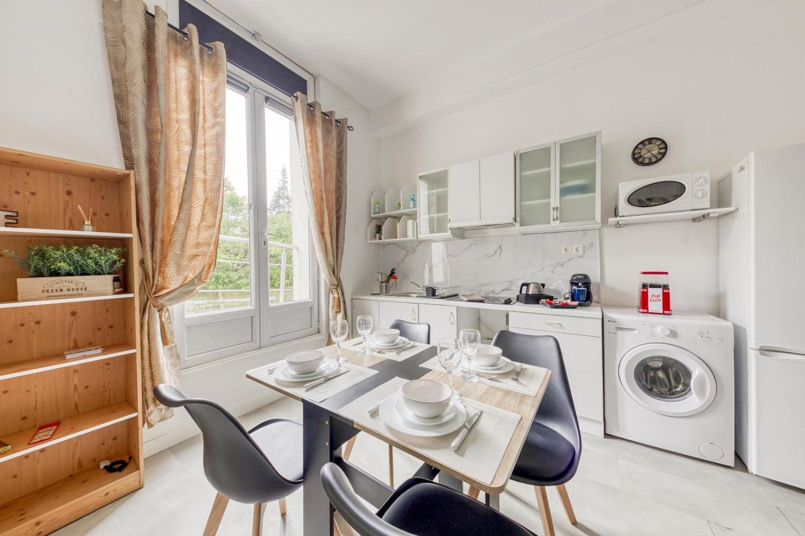 Le Cocon - Confort - Cinema - Espace De Travail - Netflix & Chill - Proche Paris - Offre Speciale Cachan Bagian luar foto